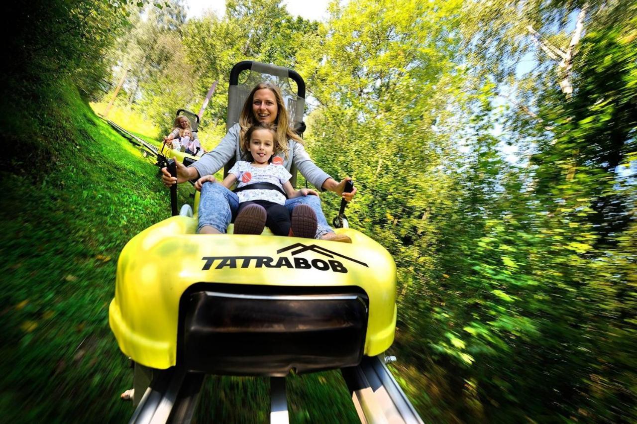 Domcek & Sauna Garden Stará Lesná エクステリア 写真